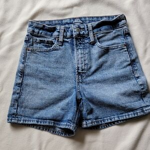 Old navy shorts